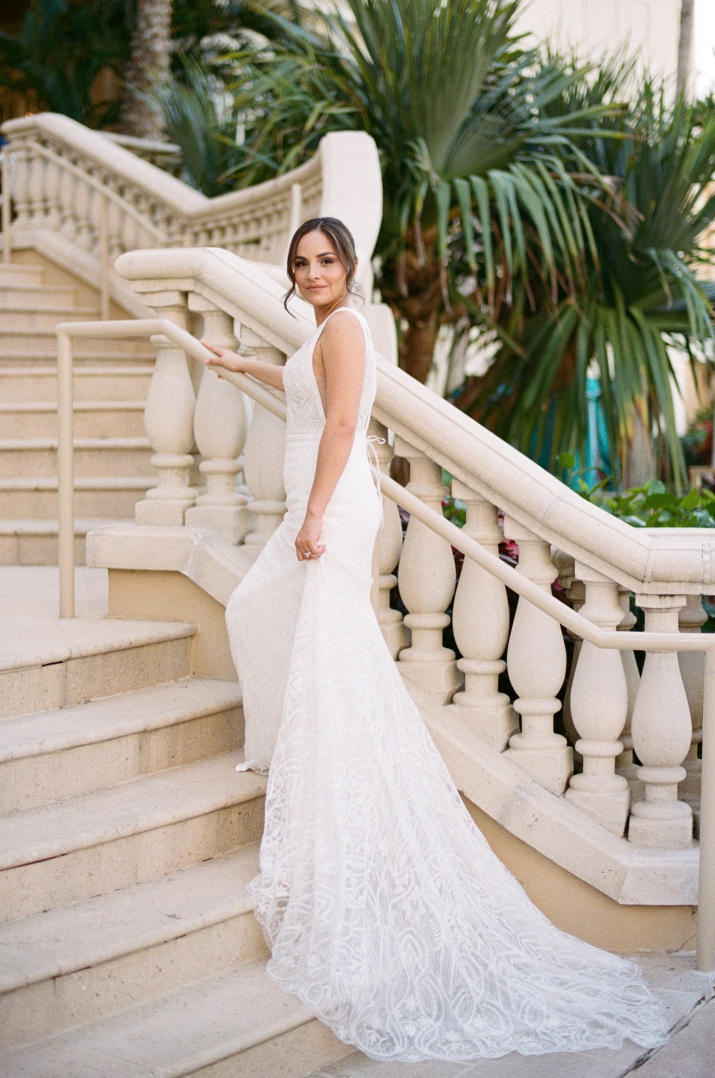 25 / Bride on the Villa Staircase — Before editing