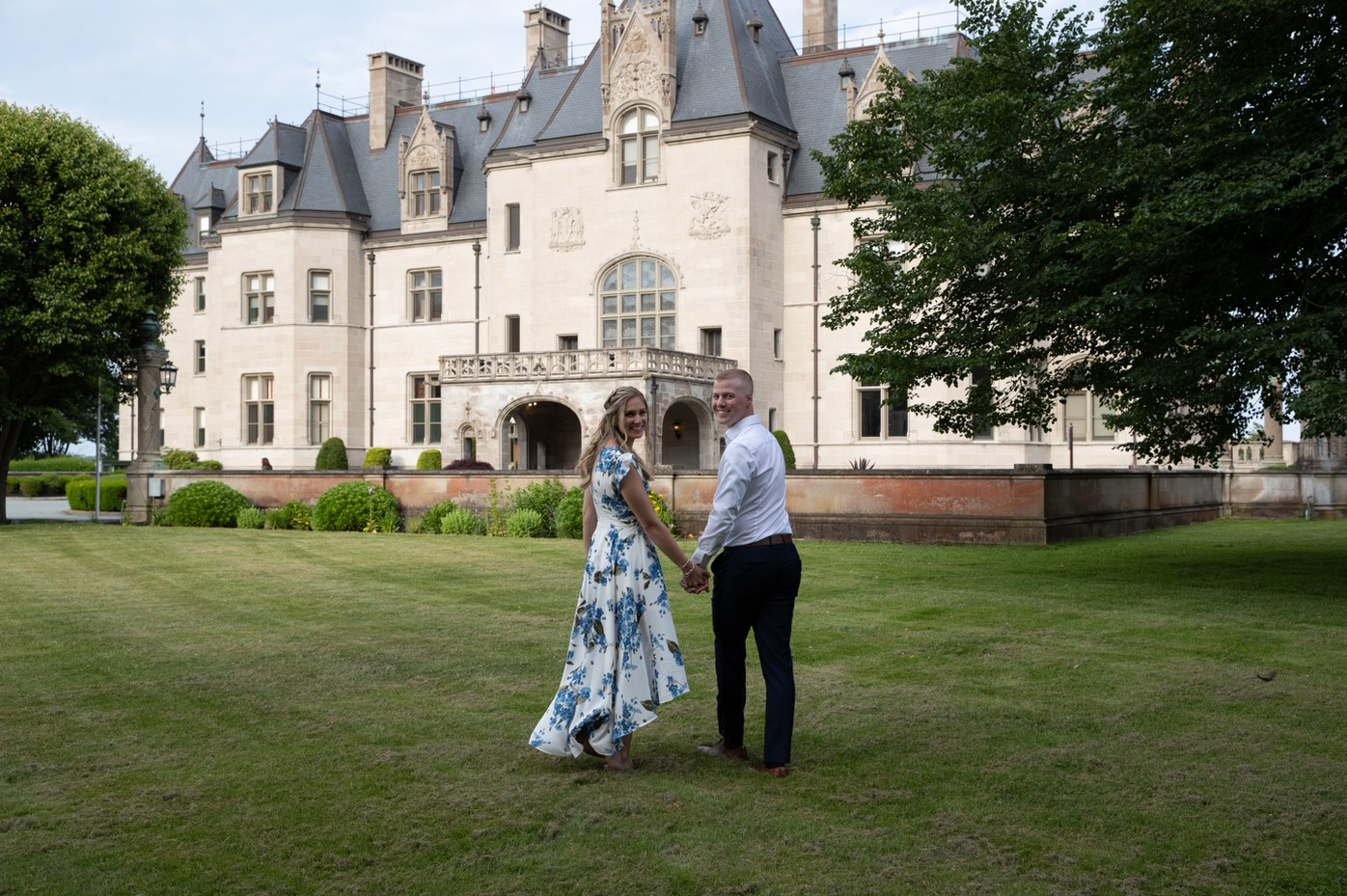 32 / Couple on the Chateau Lawn — Before editing