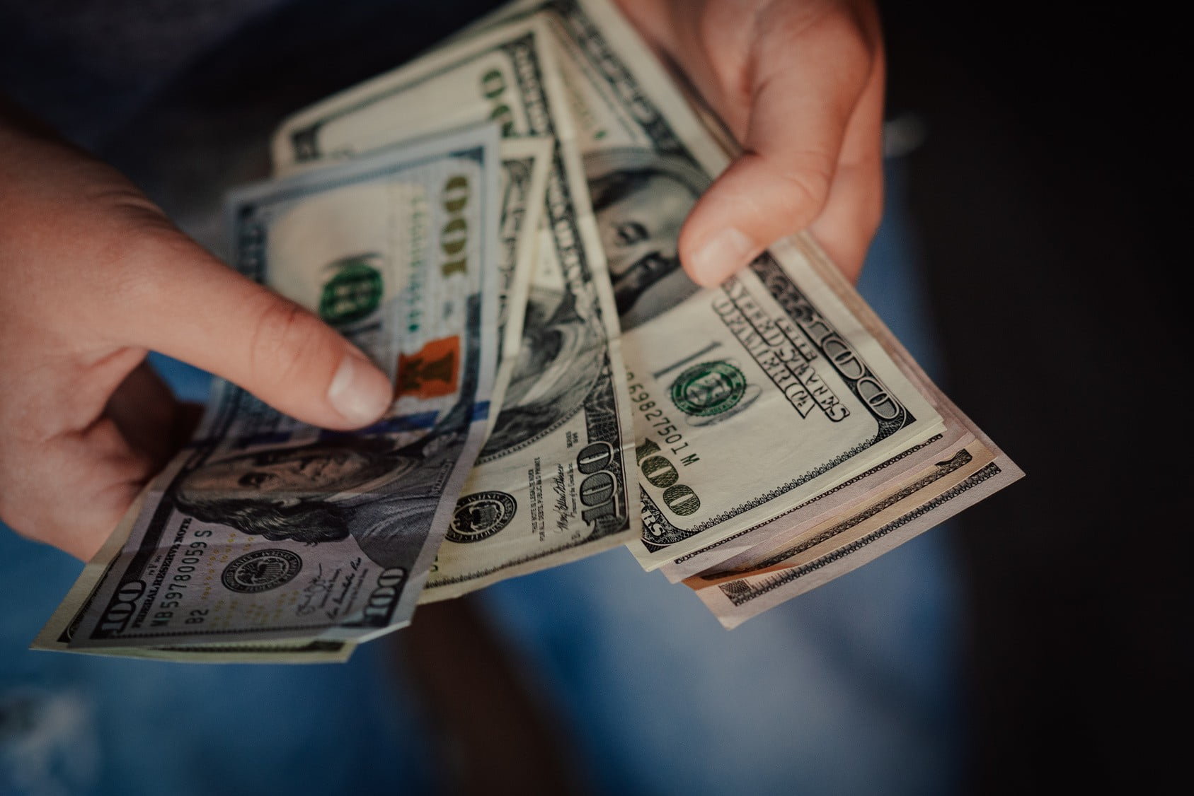 Maximizing Your Earnings as a Wedding Photographer in 2023