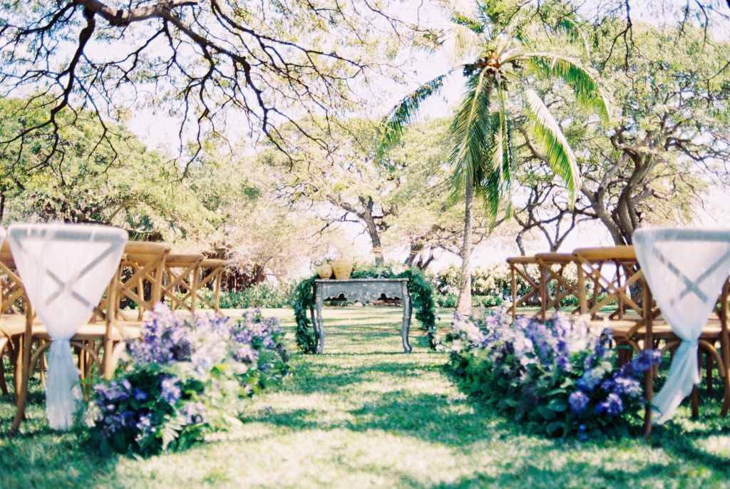 wedding decor at an outdoor reception in hawaii for a blue wedding