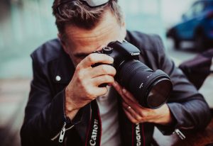 how to be a freaking awesome second shooter in wedding photography